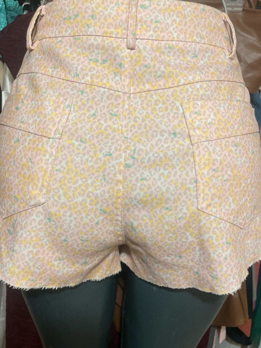 Pink Printed Button-Front Mini Skort - Picture 2 of 2